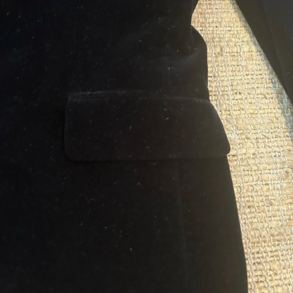 Theory Black Velvet and Satin Blazer Size 12 - Picture 10 of 16